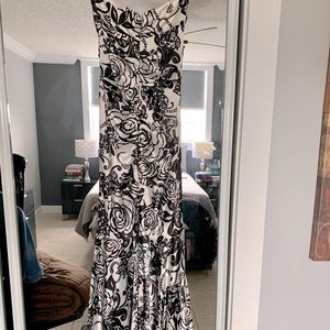 Long dress for weeding guest. Beautiful fit.